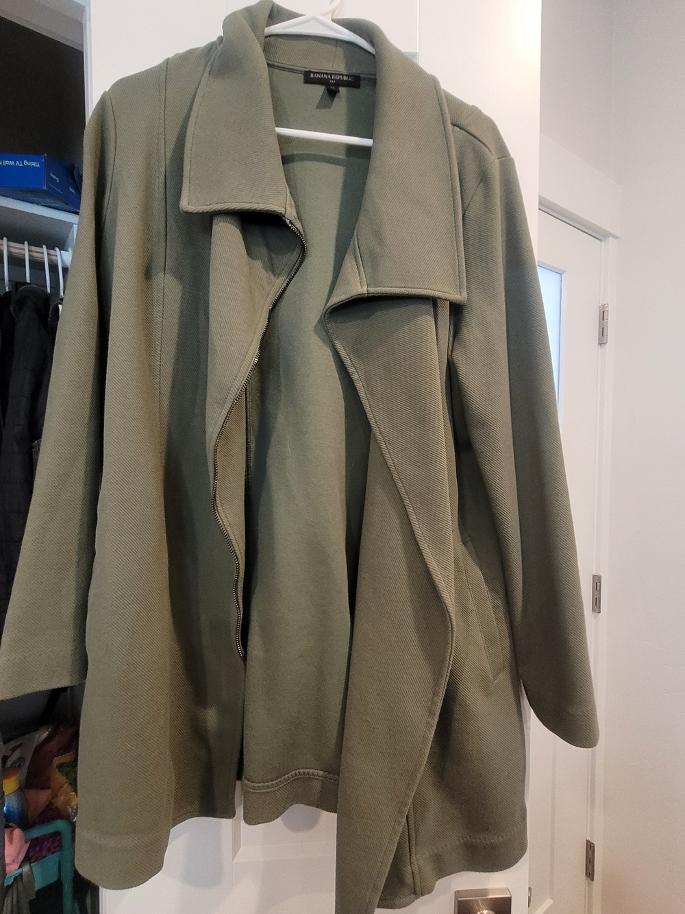 Banana Republic Olive Green Women's Open Front Coat